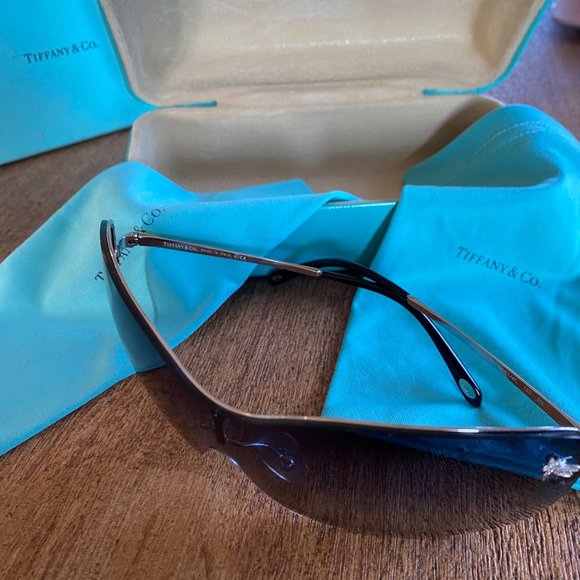 Tiffany & Co. Sunglasses - Picture 5 of 5
